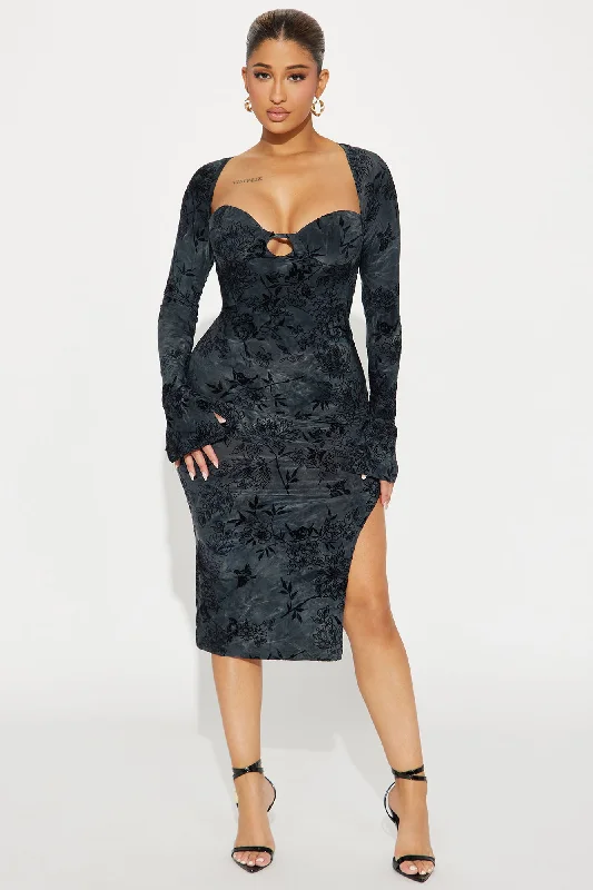 Amira Flocked Midi Dress - Black/combo