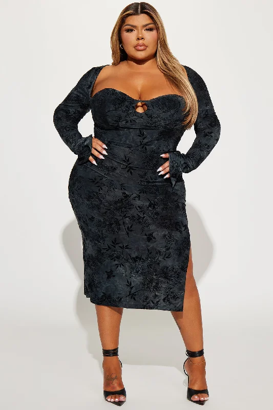 Amira Flocked Midi Dress - Black/combo