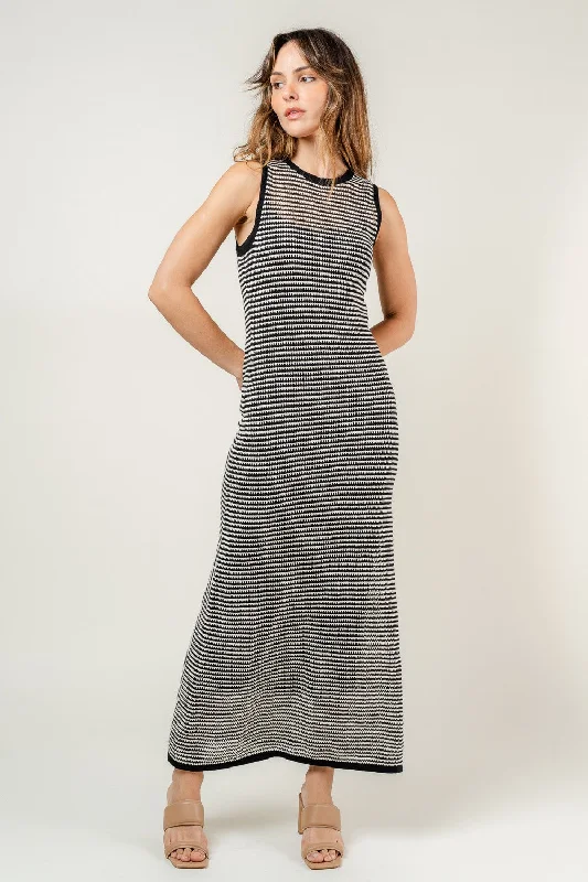 Black Natural Sleeveless Round Neck Crochet Lined Maxi Dress