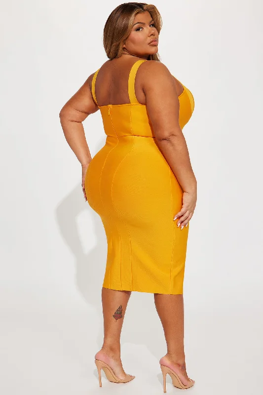 Cierra Bandage Midi Dress - Orange