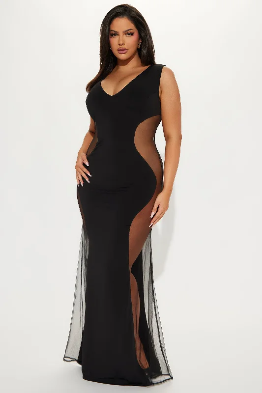 Hourglass Mesh Maxi Dress - Black