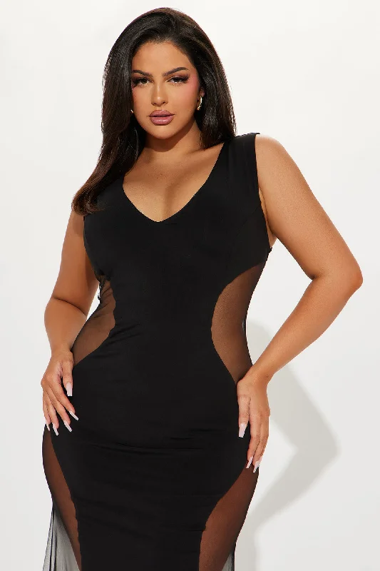 Hourglass Mesh Maxi Dress - Black