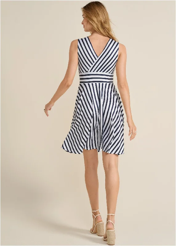 Striped surplice mini dress - White & Blue