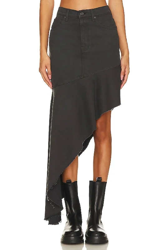 Crinkle Cut Skirt In Faded Black