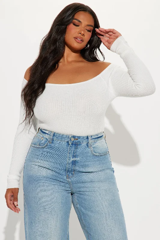 Madisyn Off Shoulder Sweater - Ivory