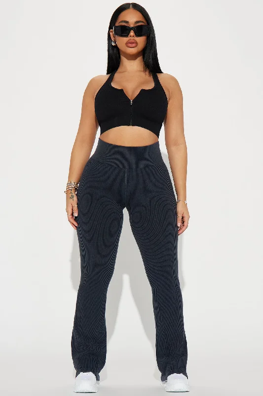 Mia Ribbed Seamless Flare Pant - Black