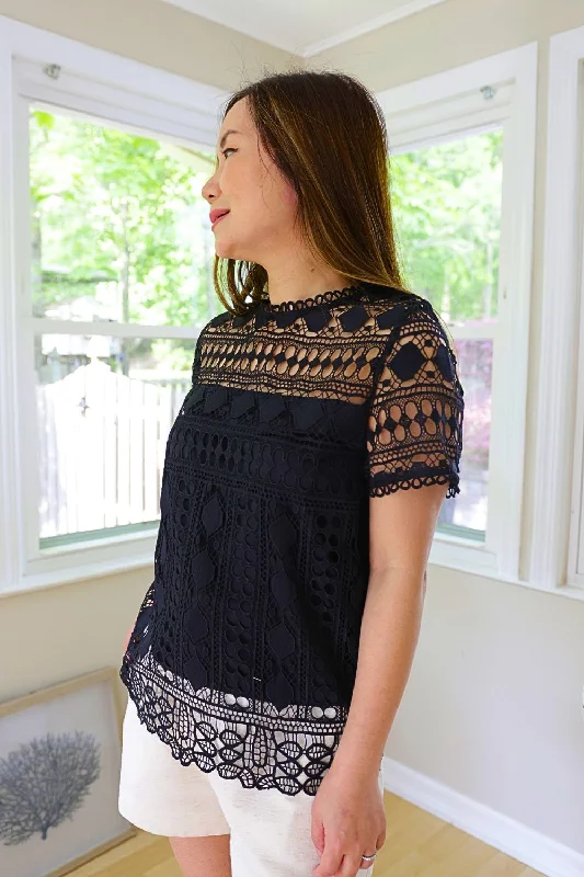 Petite Lace Short Sleeve Top (Black)