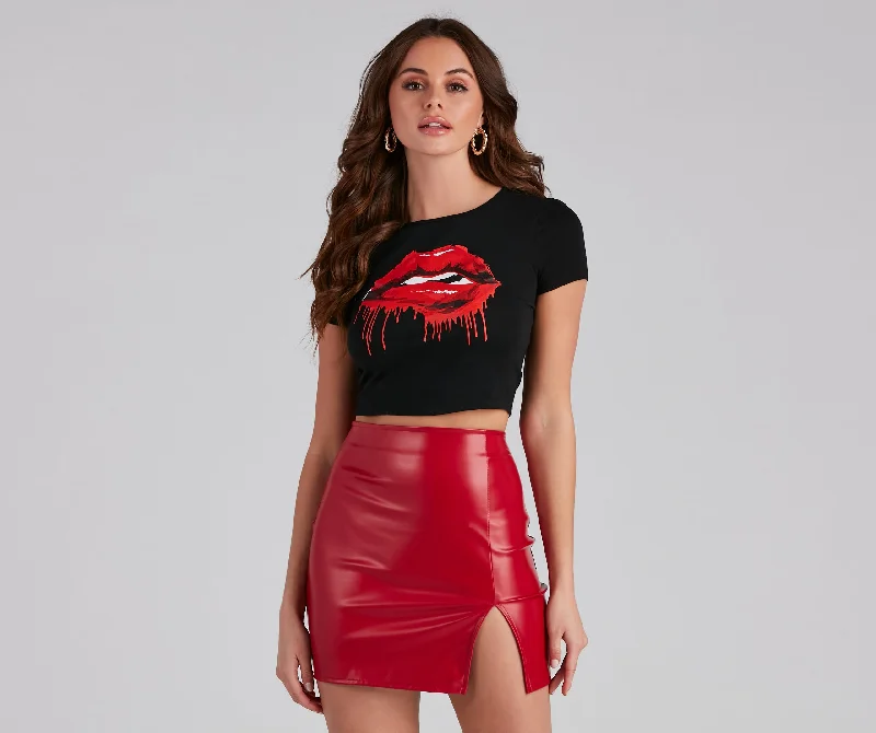 Pucker Up Painted Lips Graphic Tee