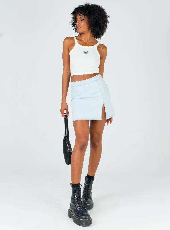 The Lola Mini Skirt Light Wash Denim