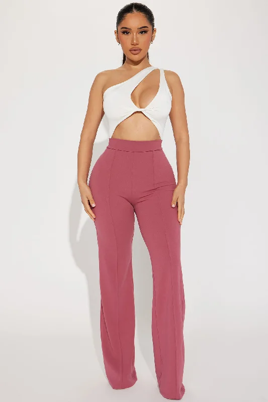 Victoria High Waisted Dress Pants - Mauve